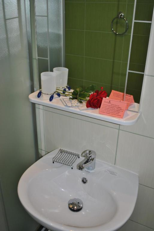 Paradise Hotel Gomel Room photo
