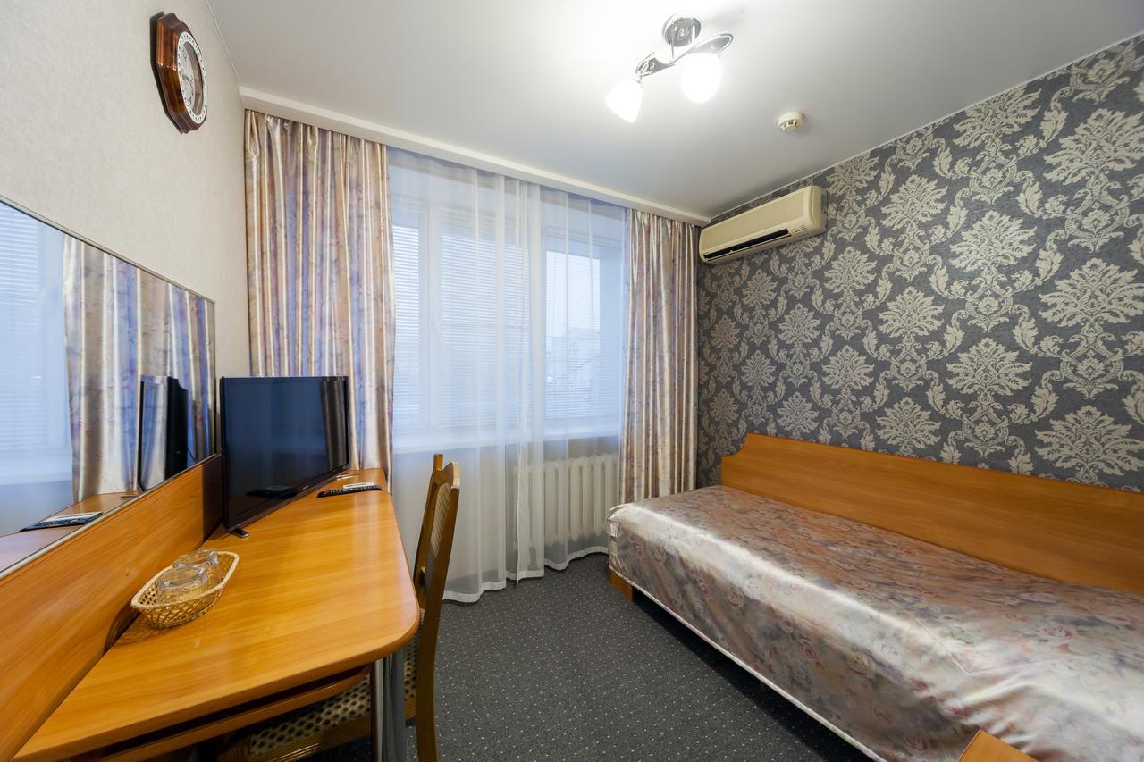 Paradise Hotel Gomel Exterior photo